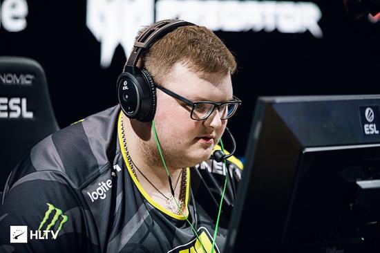 参与LOL手游艾欧尼亚庆典抽奖赢取丰厚奖励